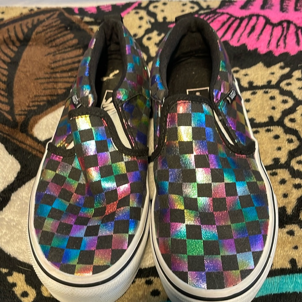 Like new super clean Vans rainbow checkerboard slip on sneakers